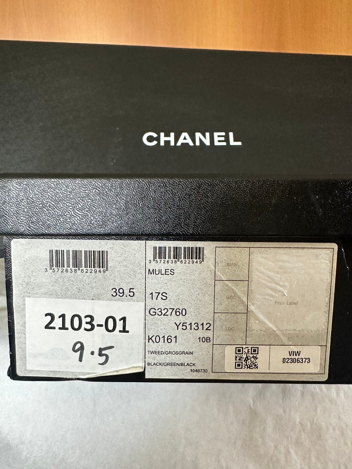 (1) Chanel 17S CC Black Green Tweed Grosgrain Mules Shoes – Size 39.5 – US 9 1/2