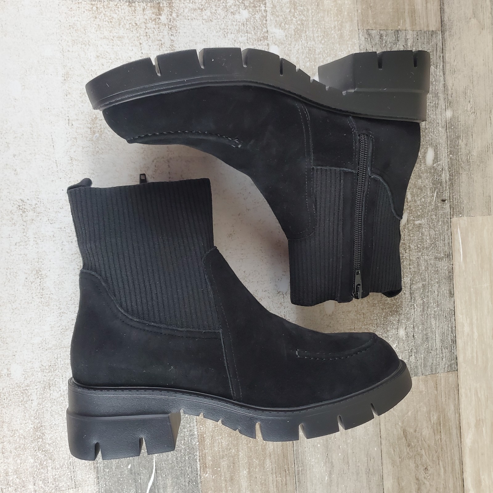 Vaneli Nalda Womens Ankle Boots Sz 9.5 Black Suede Side Zip Round Toe Vam Eli