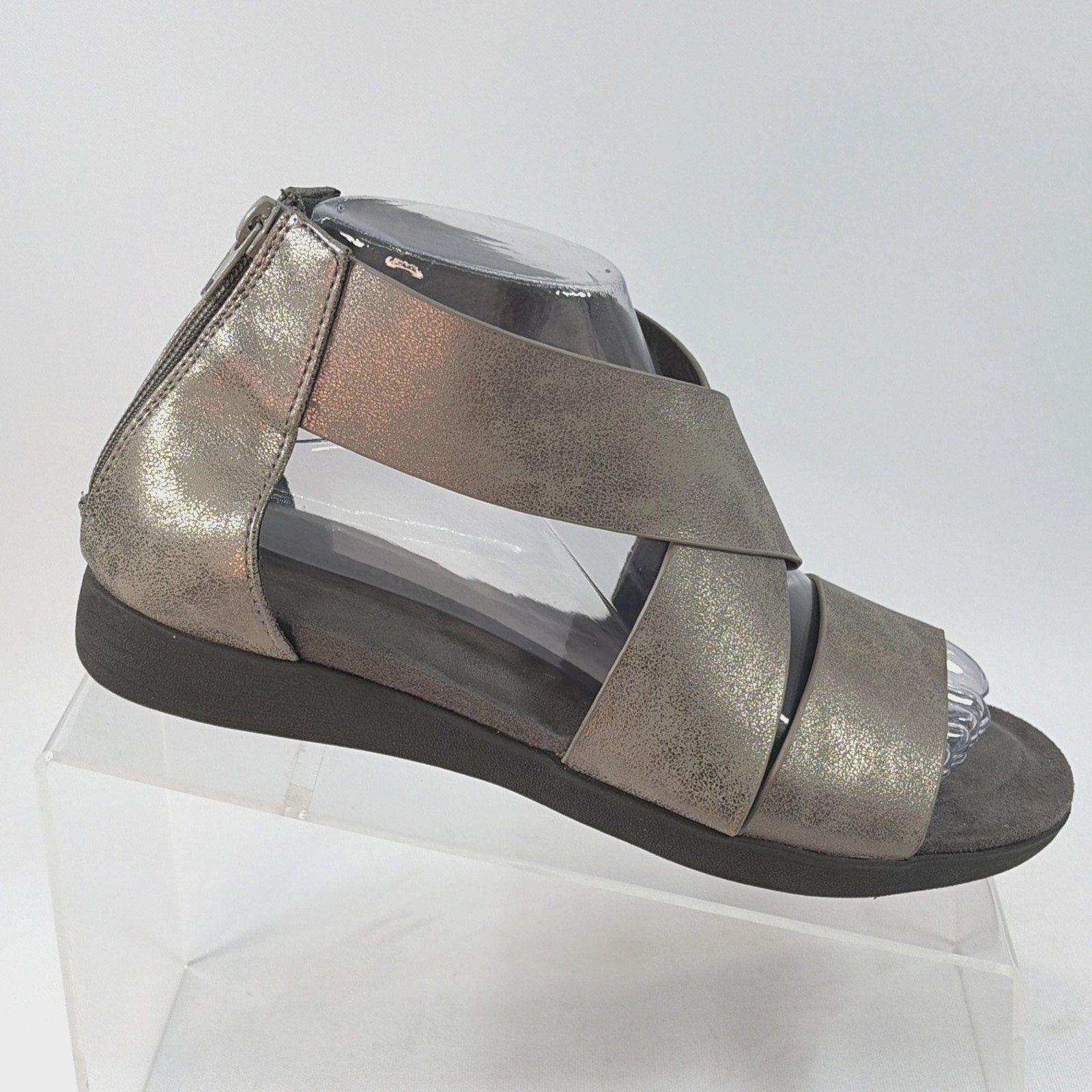 Pierre Dumas Sandals Women’s 7.5M Silver Leather Strappy Heel Zip Comfort Shoes