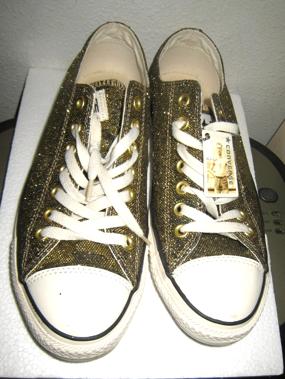 Converse All Star Low Top Gold Glitter Metallic Sparkly Shoes Women Sz 10 NO Box