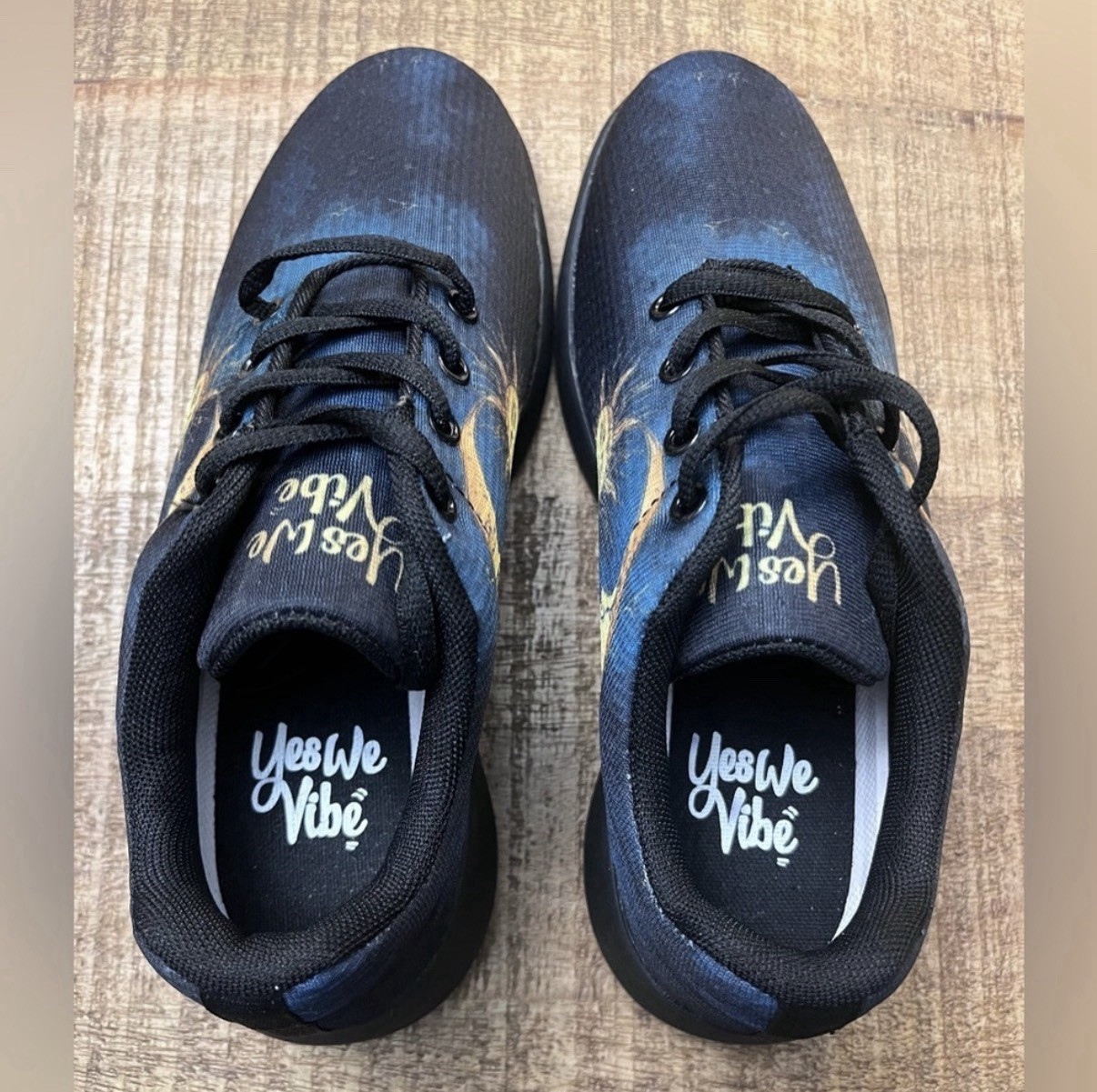 🆕 Yes We Vibe Women’s Black and Gold Athletic Shoes Size 8 Brand New