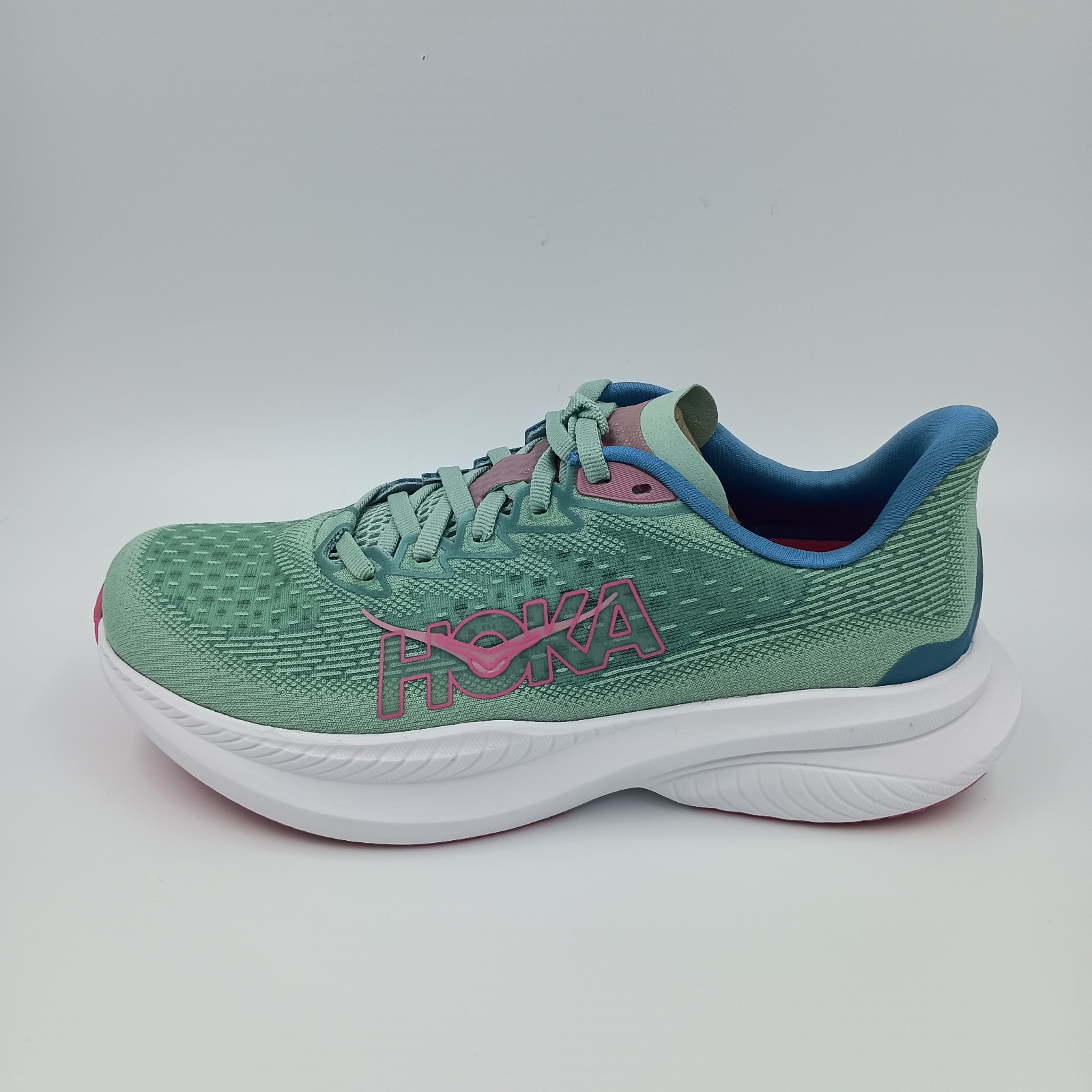 Hoka One One HOKA Mach 6 Womens Size 7.5B green/pink