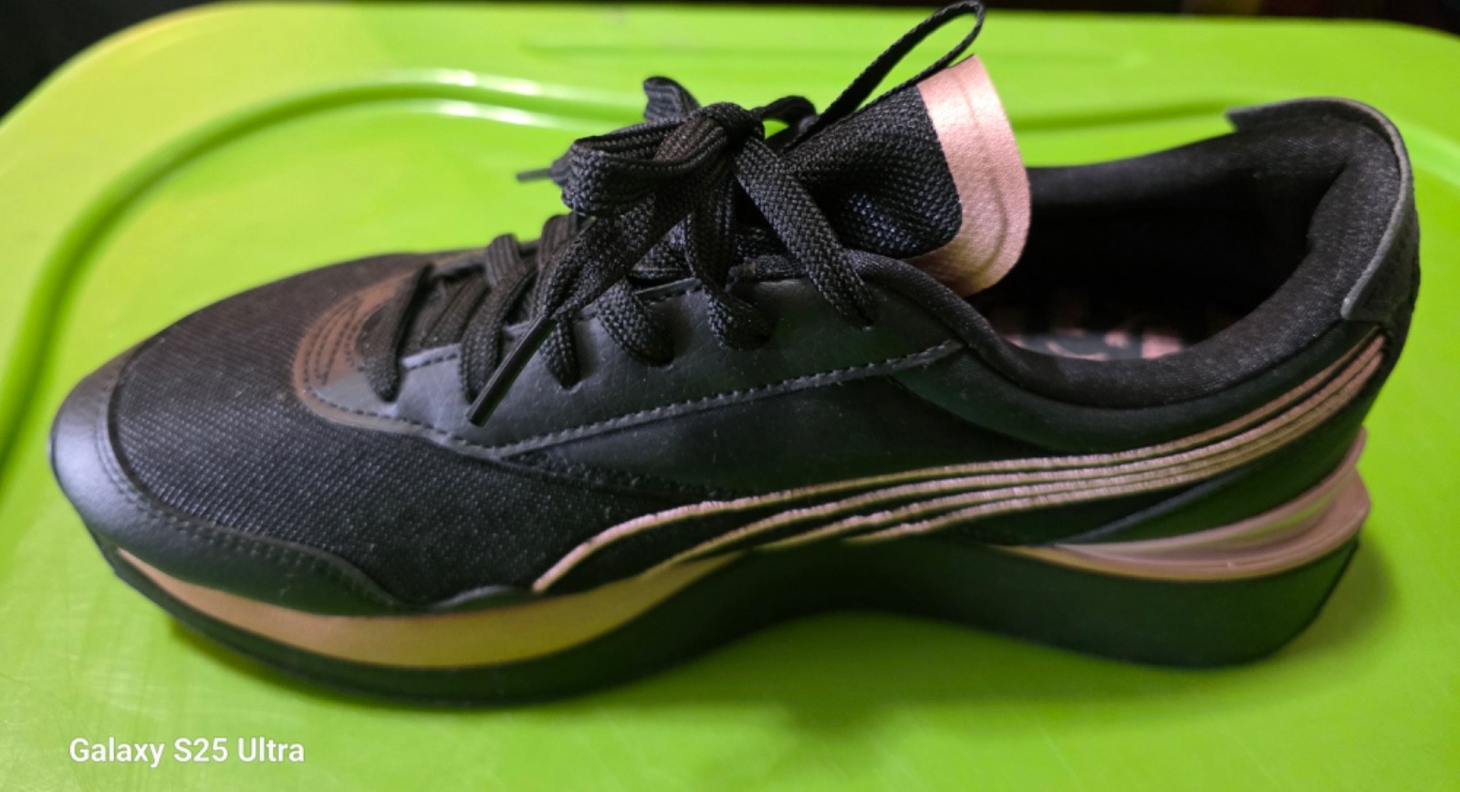 PUMA Women’s Cruise Rider Metallic Sneakers Size 10- Color: Black/Rose Gold