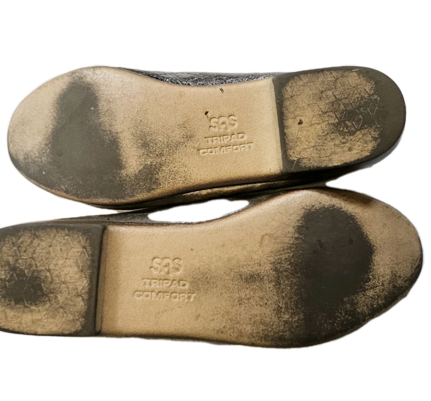 SAS Metalic Silver Slip On Loafers Women’s SZ 6M Comfort Casual Workwear Dressy