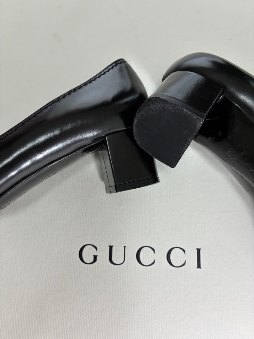 GUCCI Black Leather Pumps Size 23cm 9in Gold Emblem High Heels