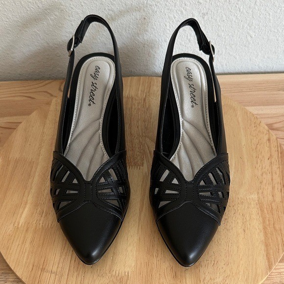 Easy Street Bizzy Womens Round Closed Toe Block Heel Pumps new black Sz 9M