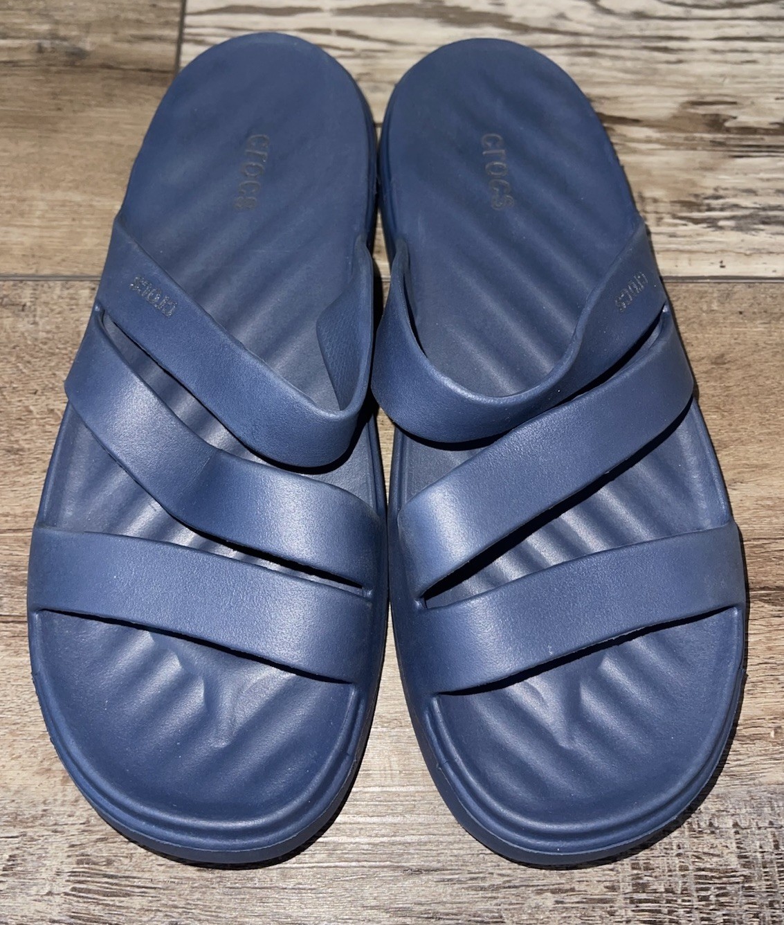CROCS Getaway Sandals Women Size 41-42 Blue Strappy Dual Comfort Slip-On Wedge