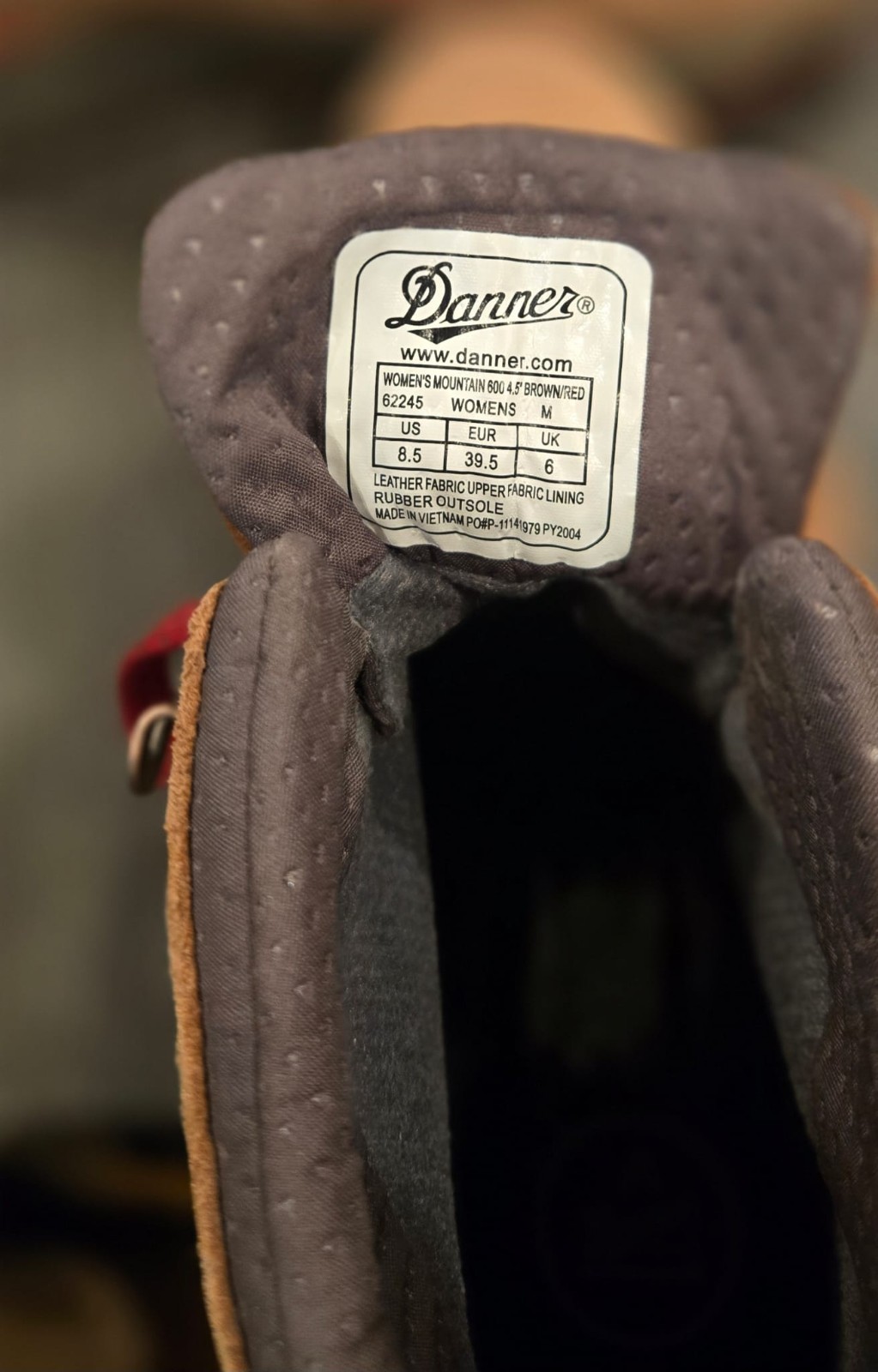 Danner Women’s Mountain 600 Waterproof Hiking Boots Mid Brown Red (8.5)