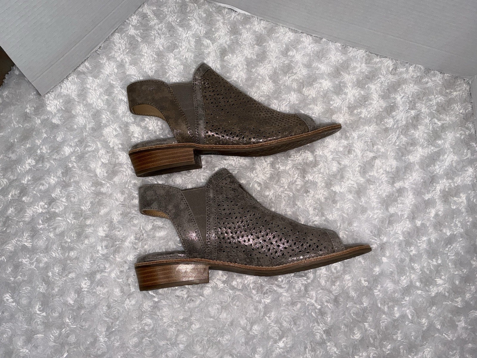 Sofft Womens Slingback Peep Toe Sandals Glitter Leather Gray Silver 10