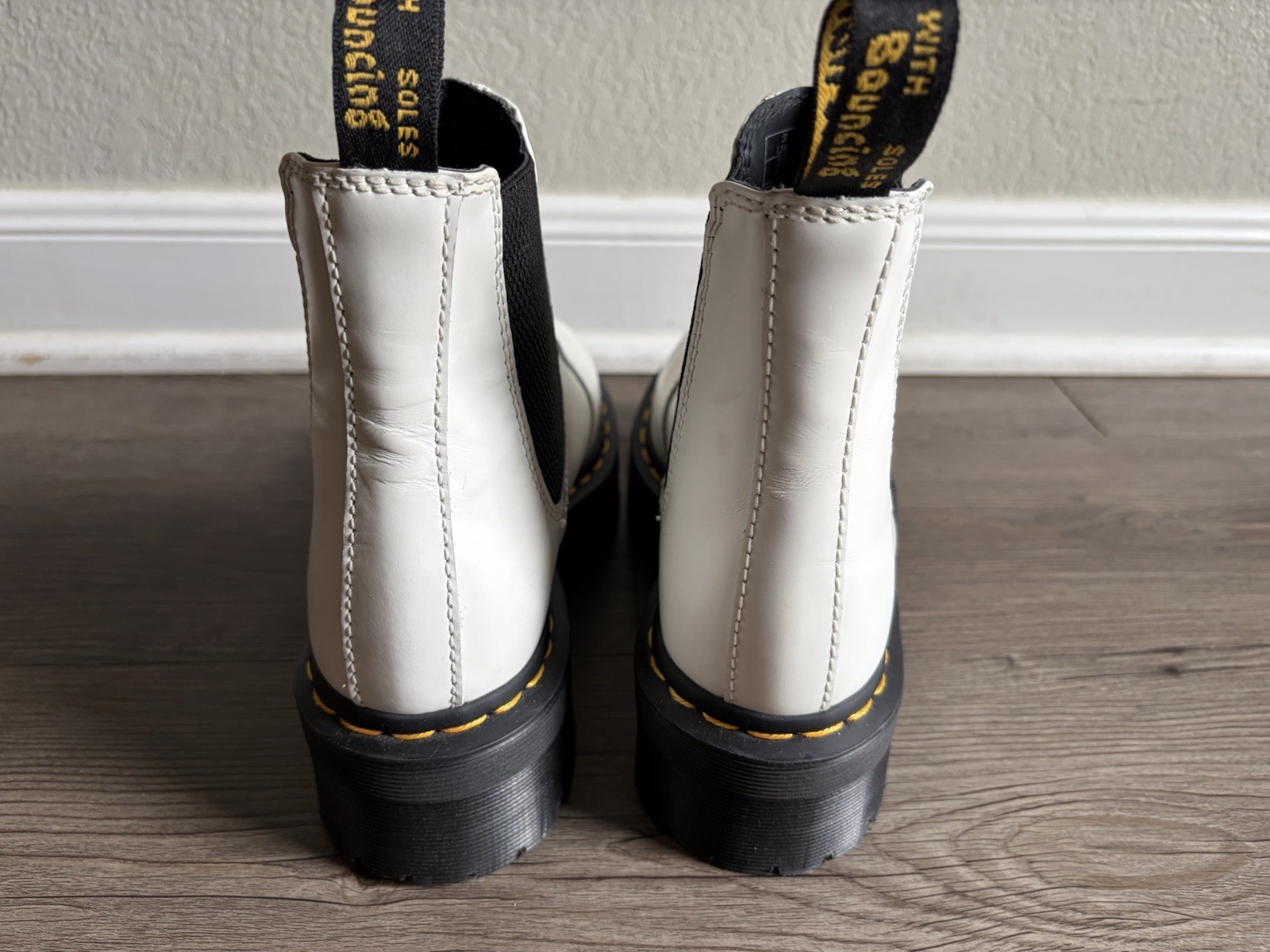 Dr. Martens 2976 Quad Platform Chelsea Boots White Sz M4 W5 EU 36
