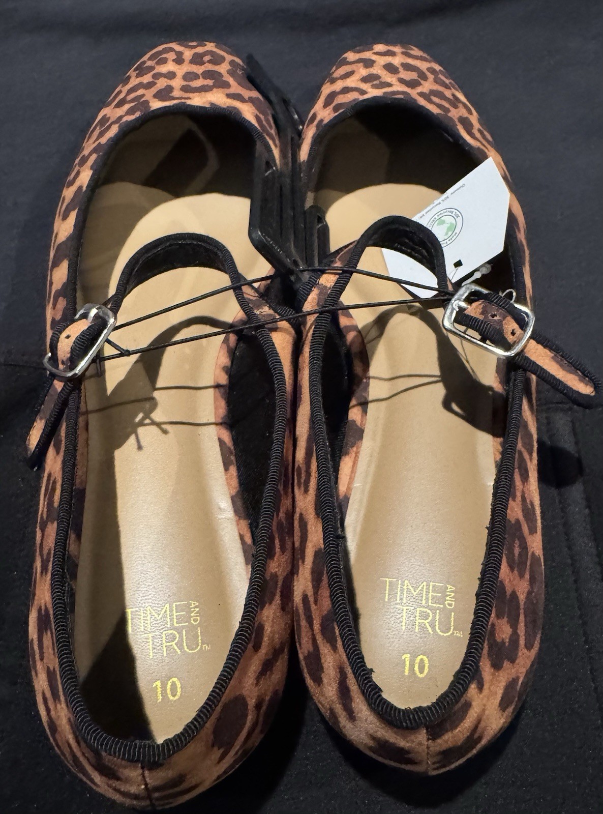 New Time and Tru Women’s Mary Jane Leopard Print Faux Leather Flats Size 10