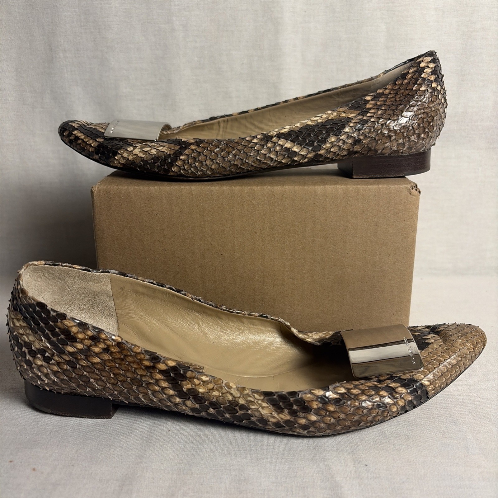 Michael Kors Collection Made in Italy Snakeskin Ballet Flats Silver Buckle Sz 8