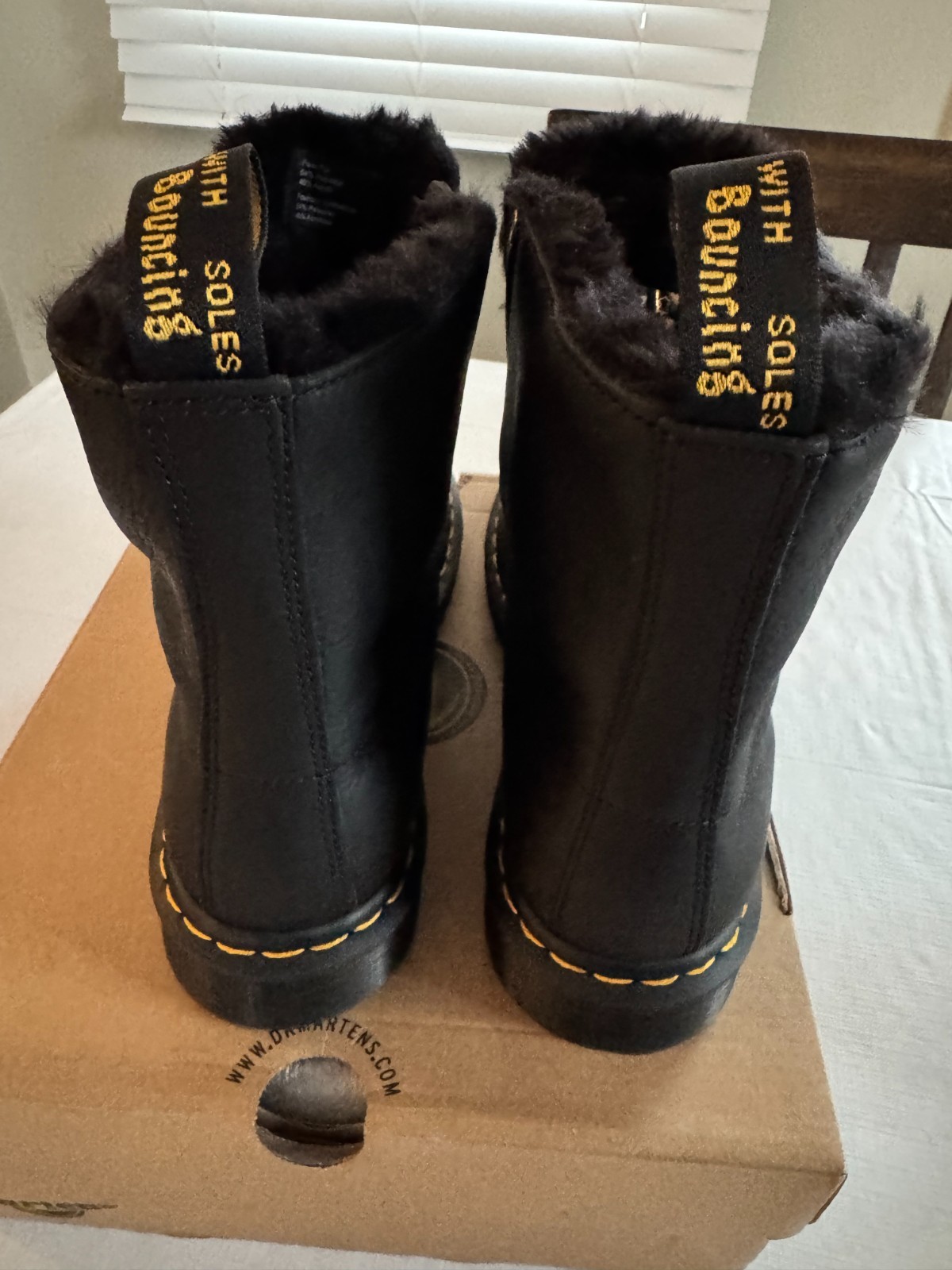 Dr Marten 1460 Leather Boots Winter Fall Pascal FL Black Faux Fur Lined 11