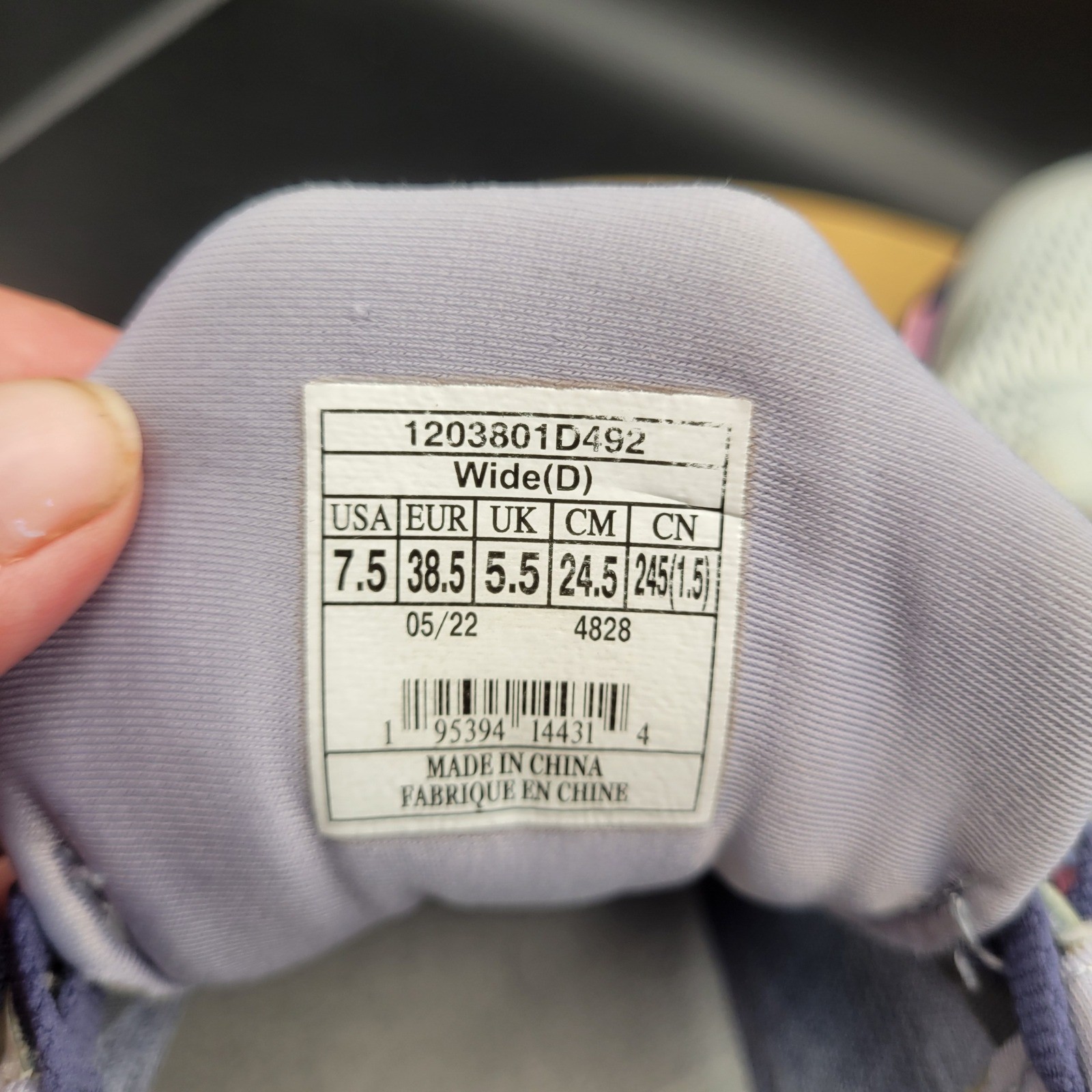 Brooks Ghost 15 Womens 7.5 Wide Grey Purple Running Shoes 1203801D492