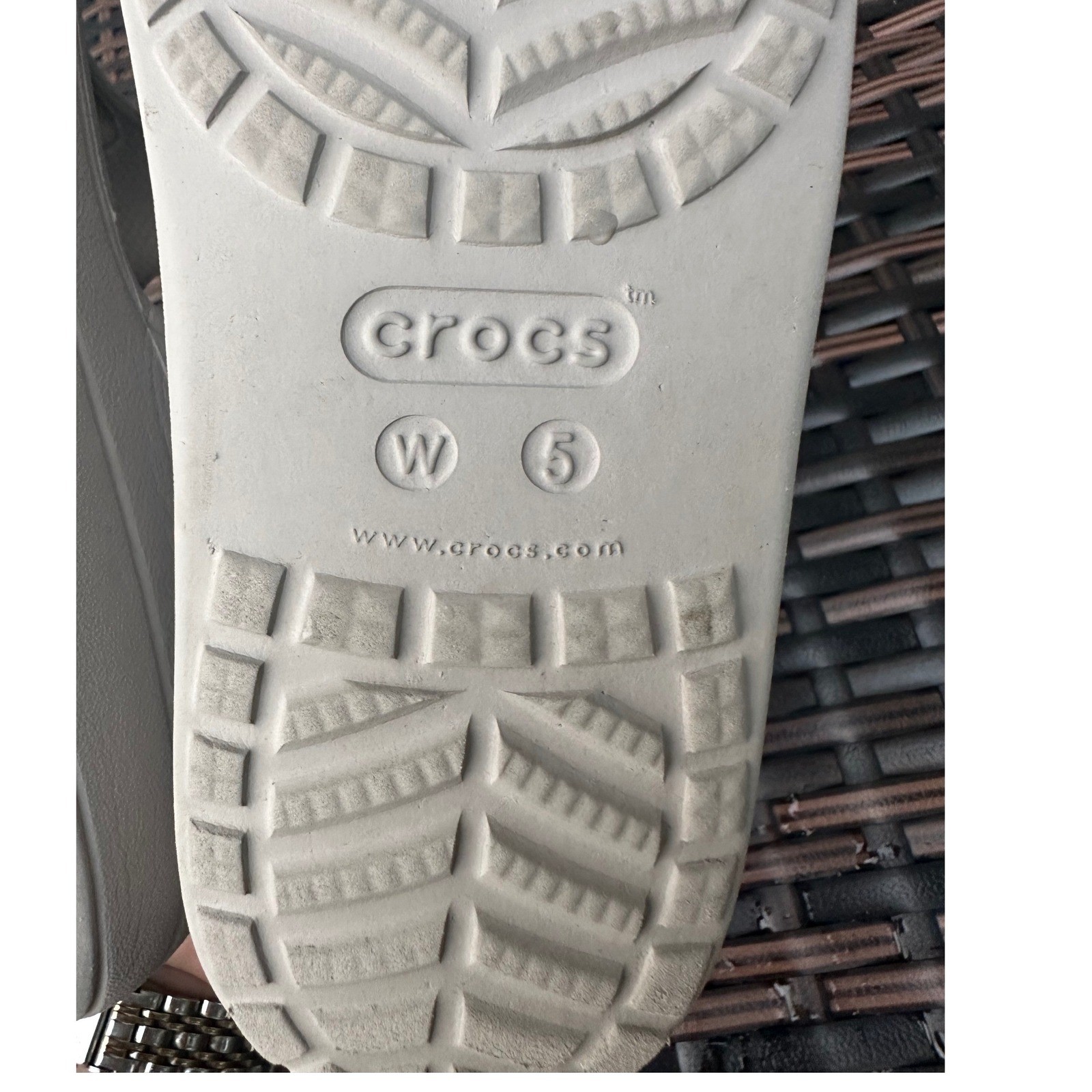 Crocs Capri V Flip Flops Womens 5 Light Gray Stucco Wedge Comfort Sandals 202502