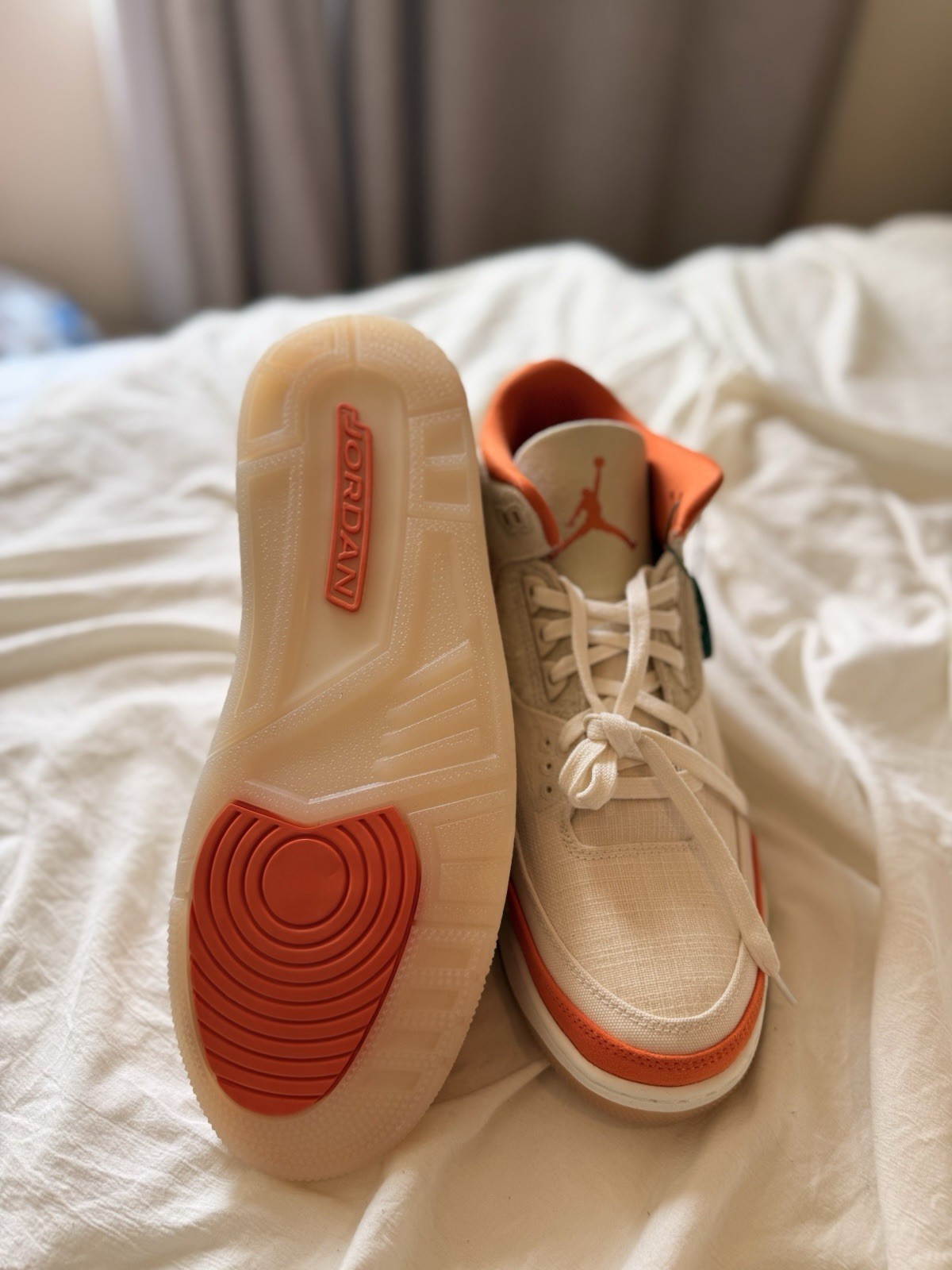 Jordan Air Jordan 3 Retro TEX Starfish Beige/Orange Mid Top Sneaker IH7694-200