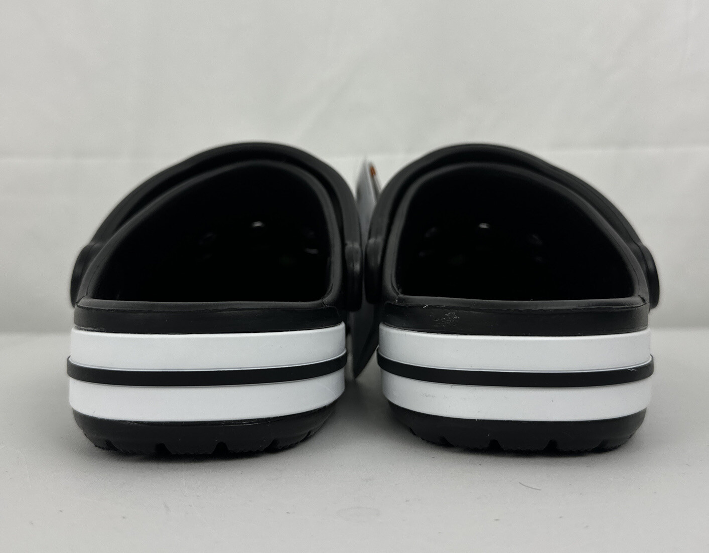 Crocs Bayaband Clog Unisex Women’s US Size 7 Black & White 205089-066 NWT