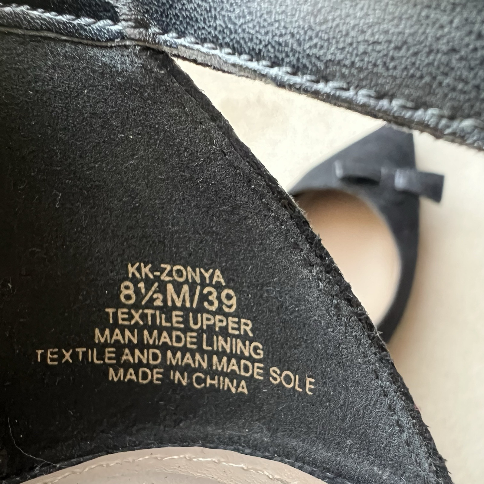Kelly & Katie Zonya Black Faux Suede Textile Heels Pumps Women US 8.5 EU 39 Bow