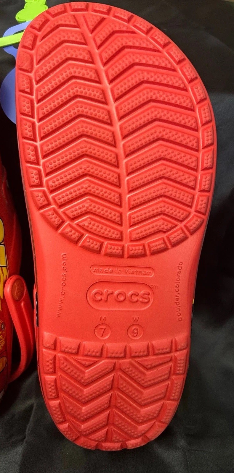 RARE Disney Pixar Cars Lightning McQueen Light-Up Crocs Adult W9 NWT