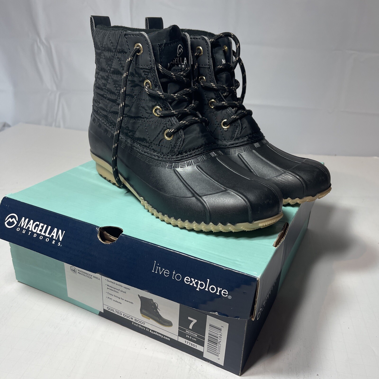Magellan Outdoors Quilted Lace Up Duck Boots Women Size 7 Waterproof Black
