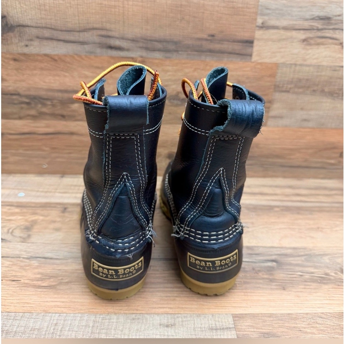 LL Bean women size 6 Black Duck Boots with Tan Trim and Laces