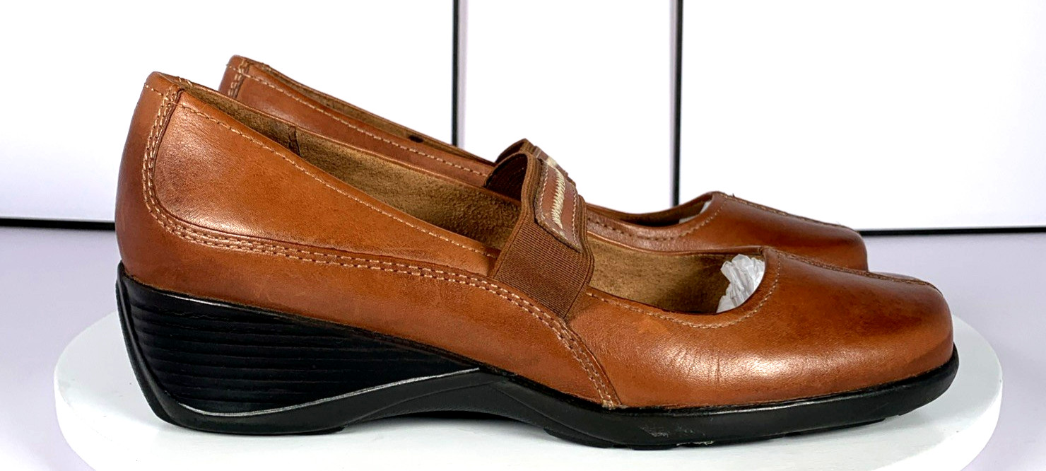 Naturalizer Women Alliance Mary Jane Tan Wedge Stitched Leather Career Shoes, 7M