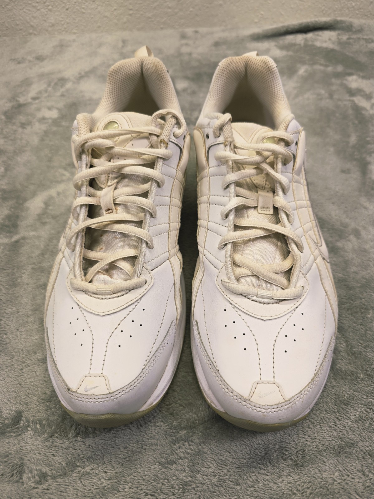 Nike T-Lite VIII Training Shoes Womens 11 White Leather 386508-111