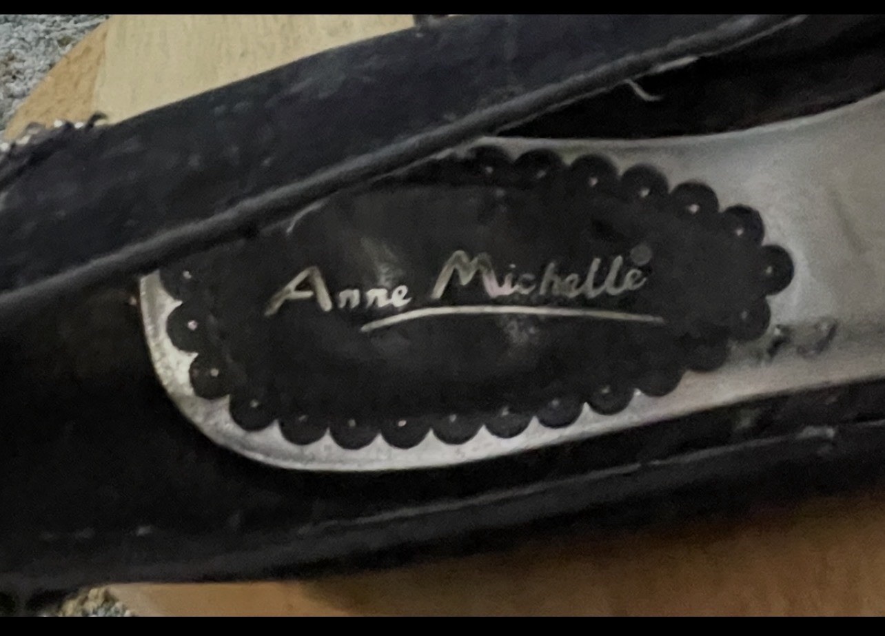 Anne Michelle Heels Y2K 7 Vintage Velvet Rhinestone Bow Black Womens Glam Pumps