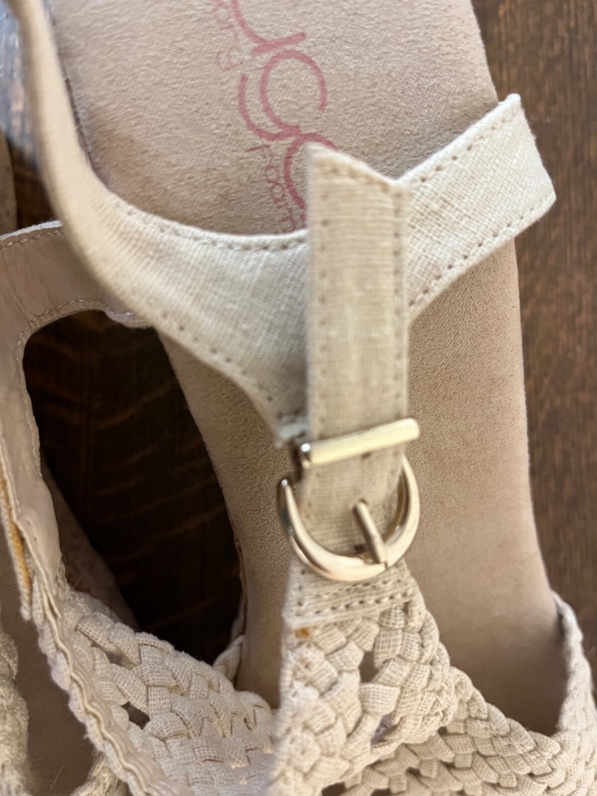 Sugar Jollie Beige Memory Foam Crochet Wedge Cork Sandals Sz 11 M New