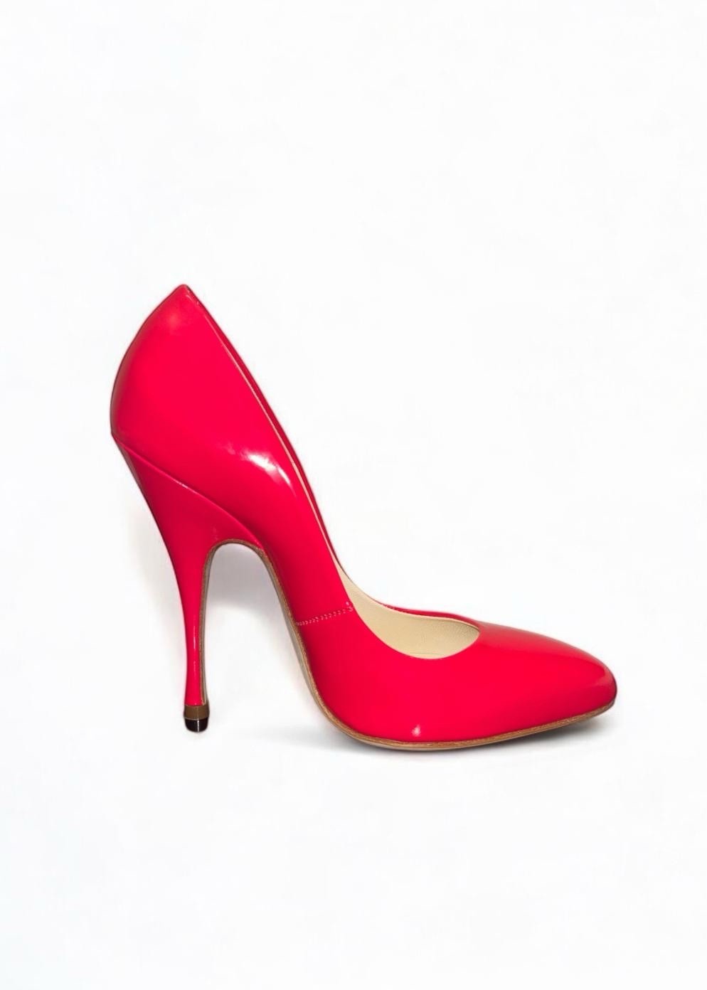 NWT Brian Atwood heels, IT 35