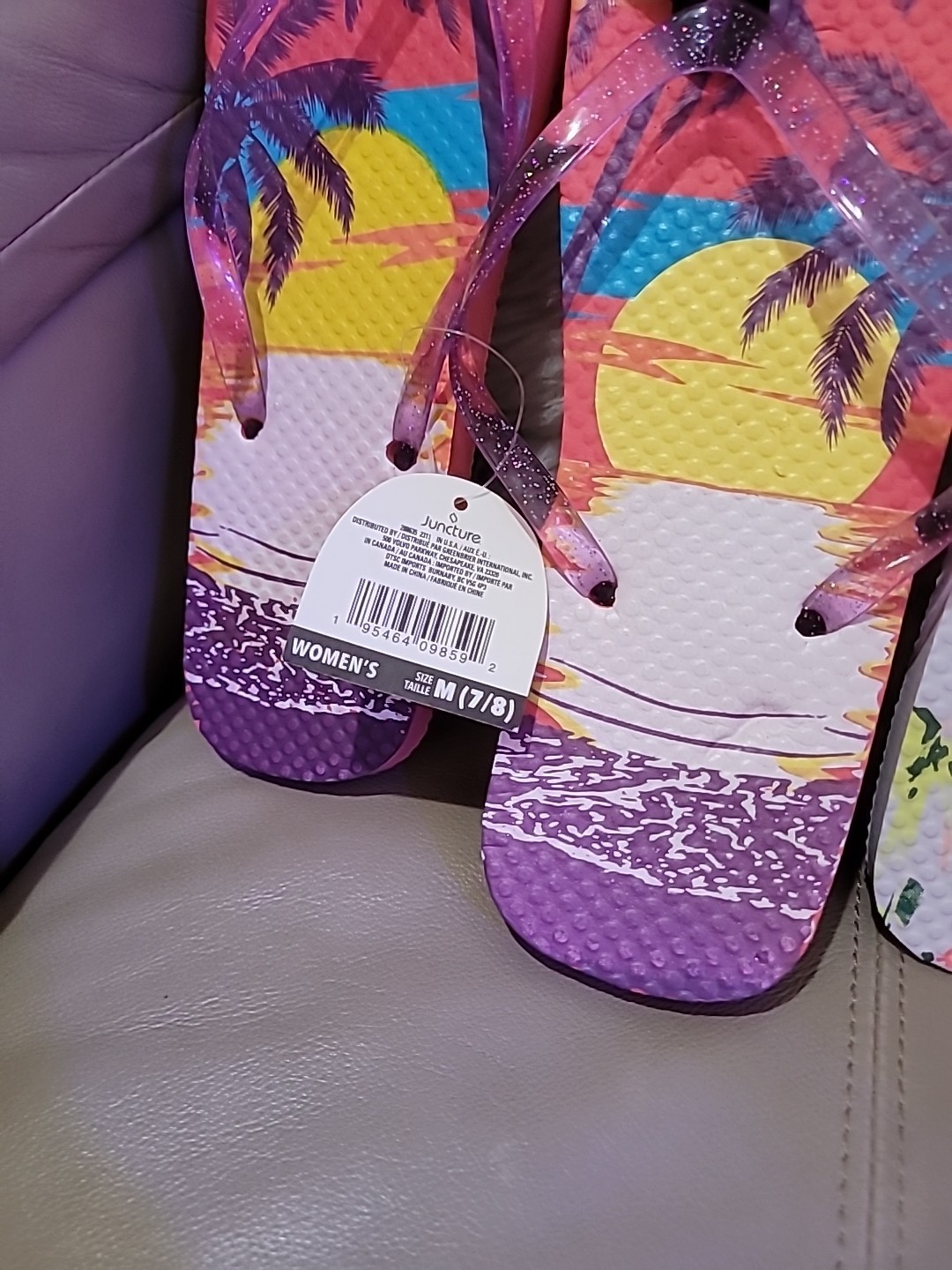 2 Pairs Flip Flops Juncture Women’s Rubber Summer Size M 7/8