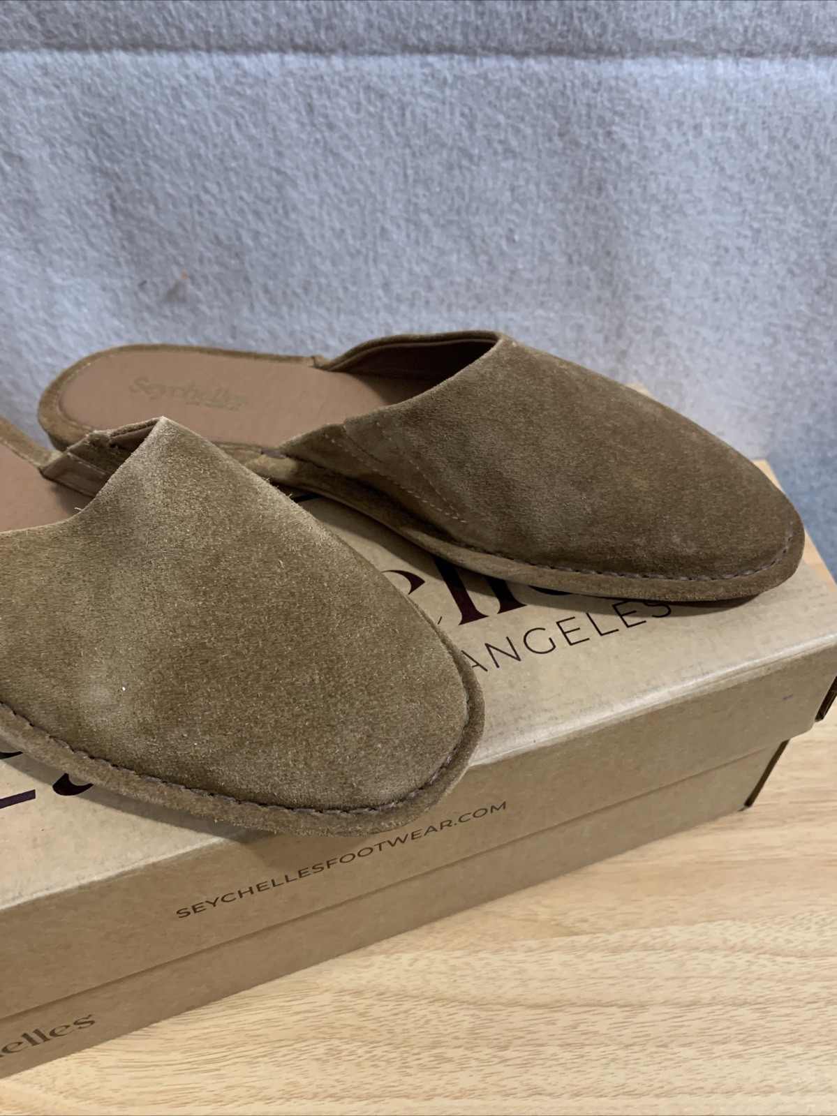 Seychelles Brown Eye of the beholder Slides Suede Women Size 6