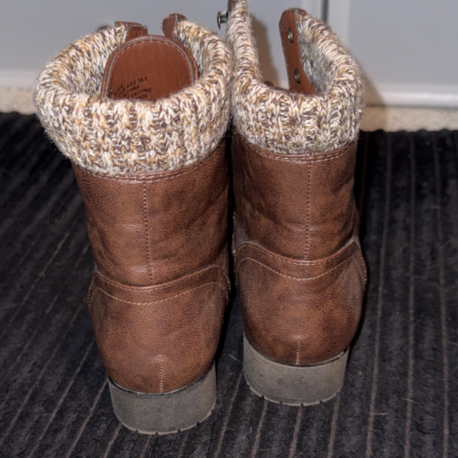 JustFab Brown Lace-Up Combat Boots Knit Cuff Faux Leather Size 6