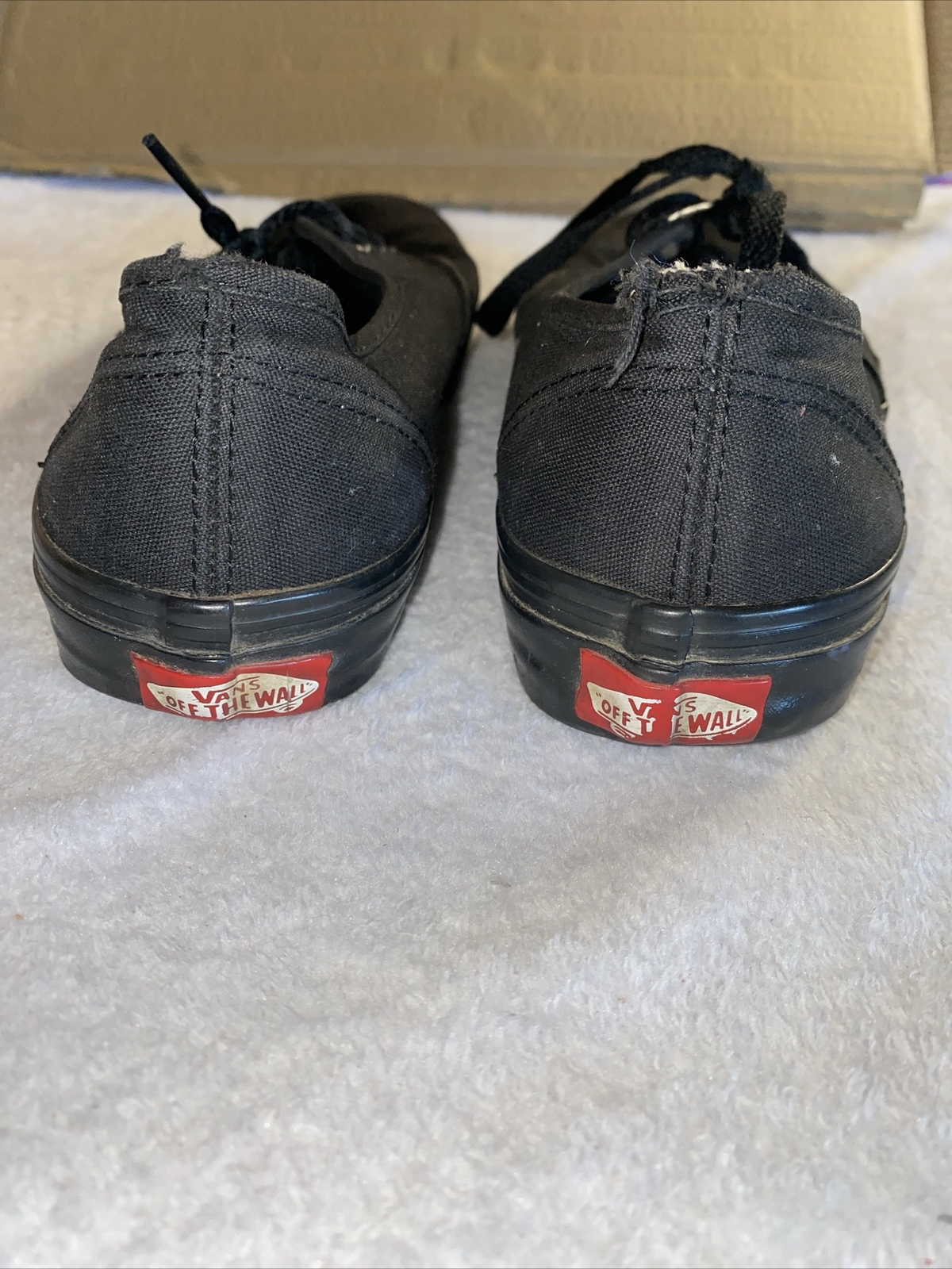 Vans M 5 W 7 Shoes Sneakers All Black Casual Summer Party Skater Laces (DAMAGED)