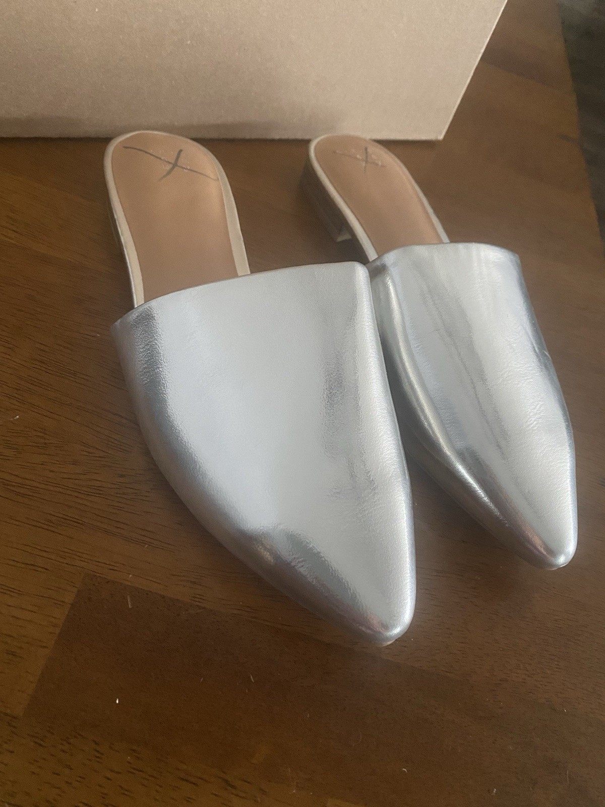 a.n.d Women’s Silver Metallic Pointed Toe Mule Sandals Slip-On Slip Resistant 8