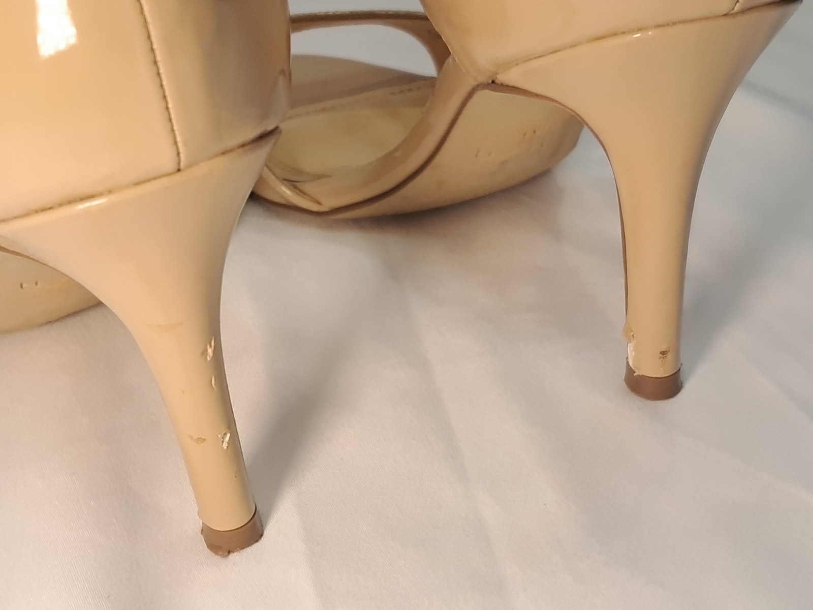 Unisa Size 6.5M Beige/Nude Patent Pumps 3.25″ Stiletto Heel Asymmetric Strap