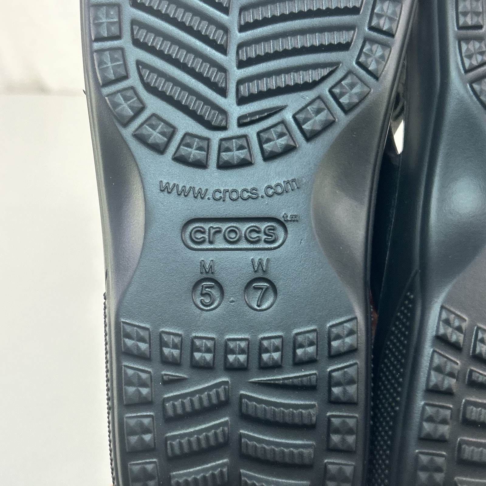 Crocs Baya II Flip Flops Sandal Unisex Black US Womens Size 7 Men 5 NEW