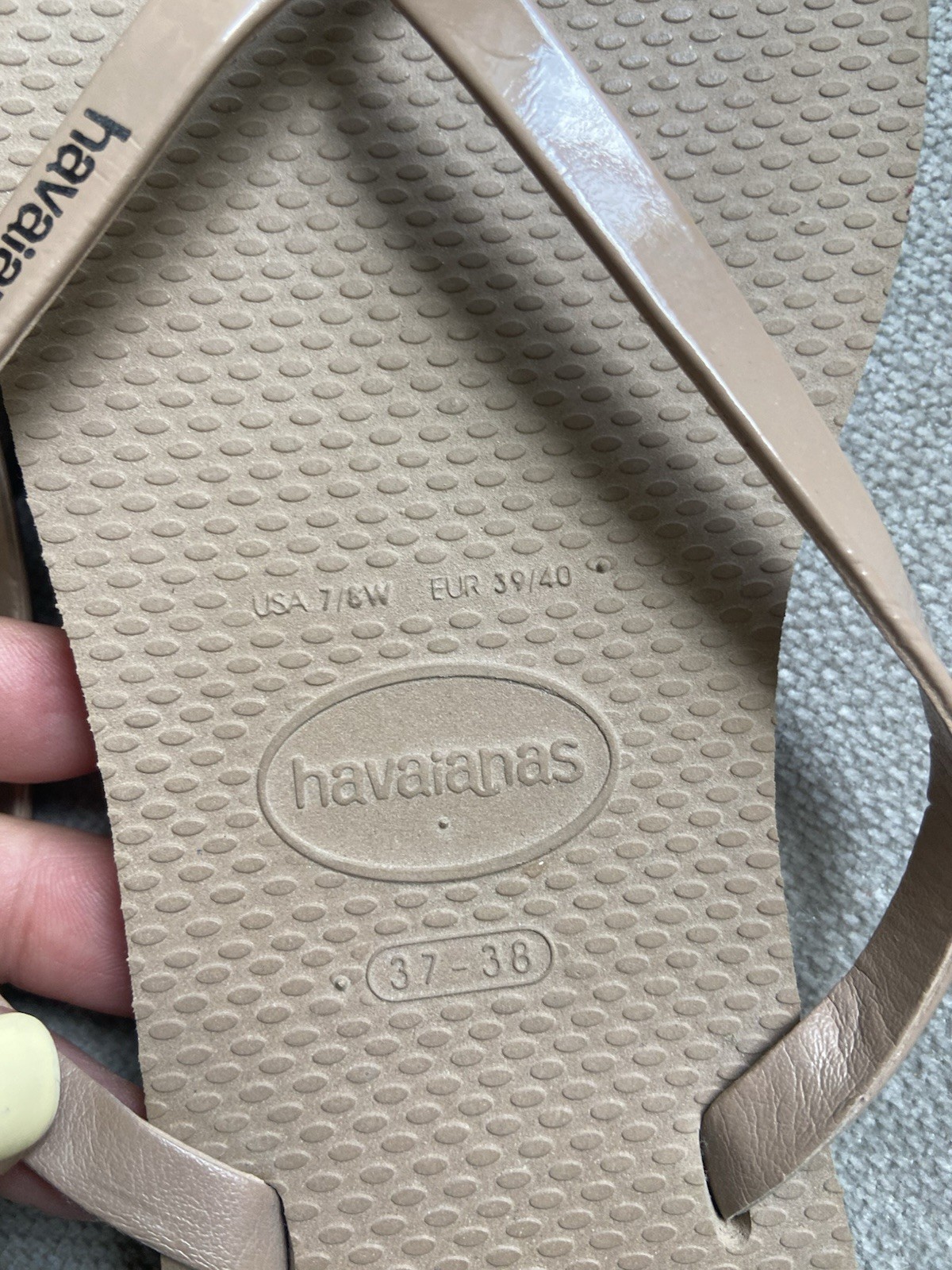 Havaianas Beige Leather Women Sandals Flip Flops Rubber Beach Size 7/8