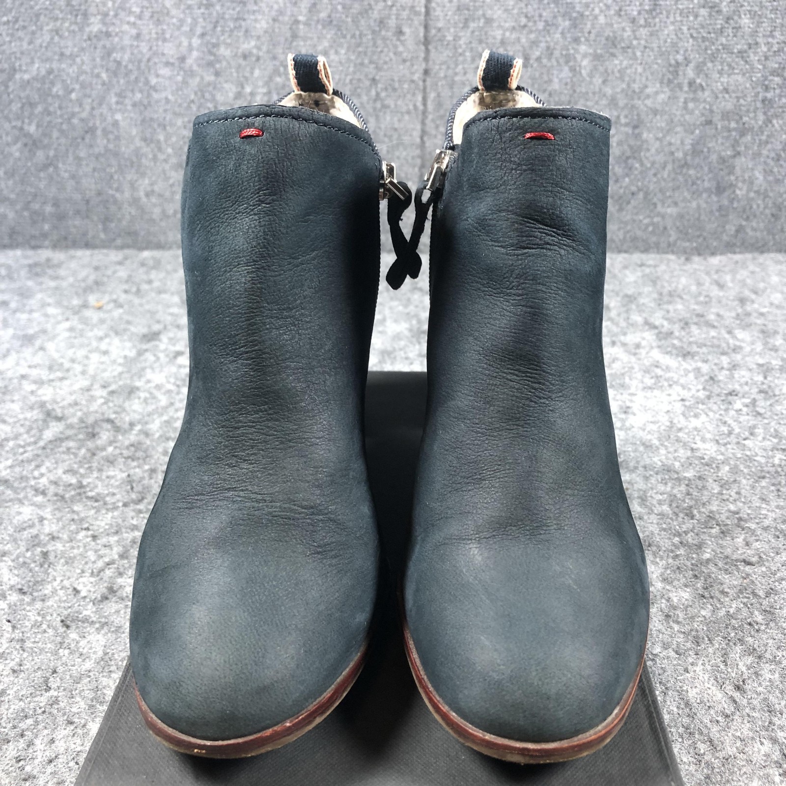 ED Ellen DeGeneres Boots Womens Size 8 M Blue Leather Denim Madaleina Block Heel