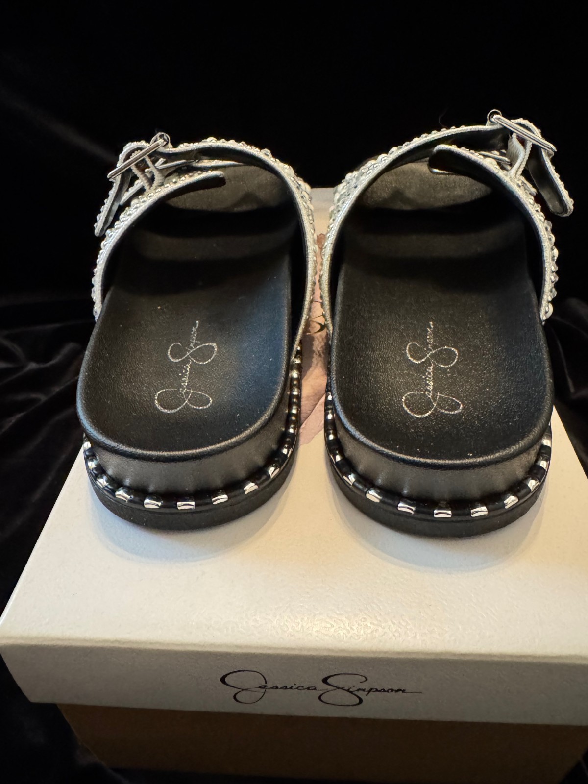 Womens Jessica Simpson Cyraline Rhinestone Silver Slip On Sandals slides Size 7
