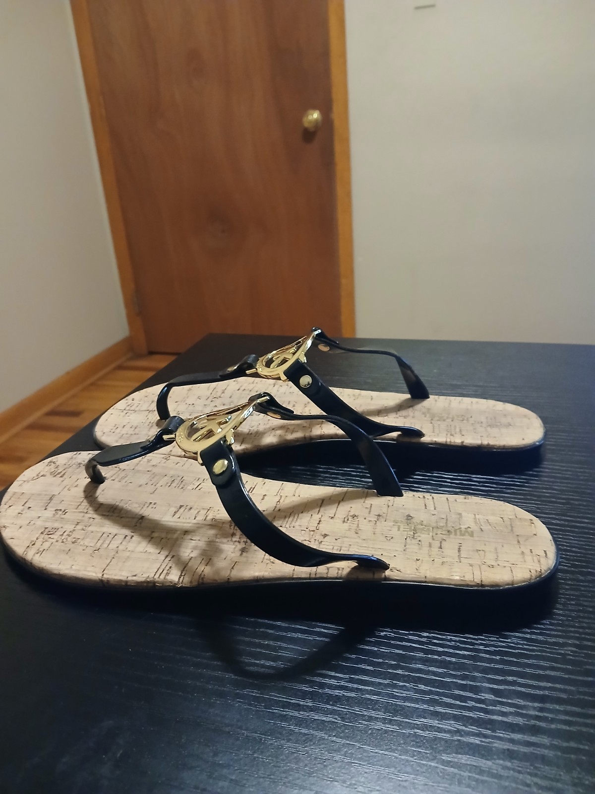 Michael Kors Flat Thong Sandals with MK Logo – estimate size 7.5 (not marked)