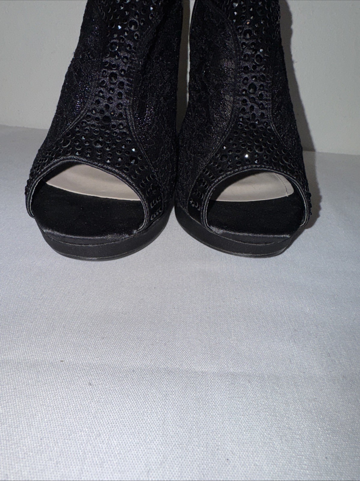 DAVID’S BRIDAL Lace High Heel Shootie with Crystals Sz 10 Black stiletto AYAEL 9