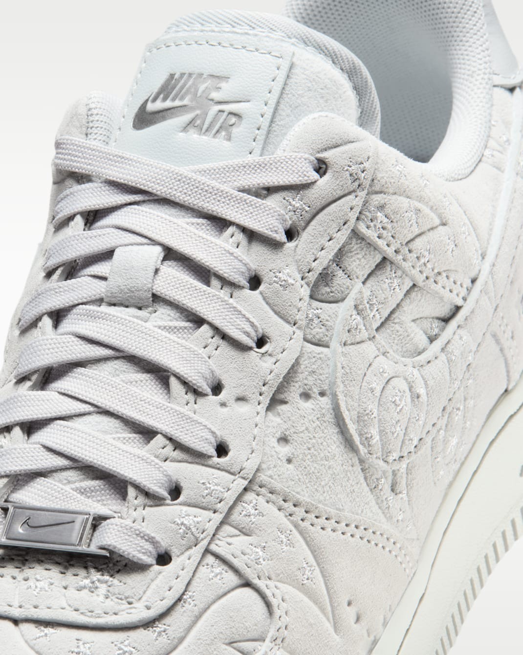 NIKE Women’s Air Force 1 ’07 Premium+ IO1259-002 Gray Fog Metallic Silver