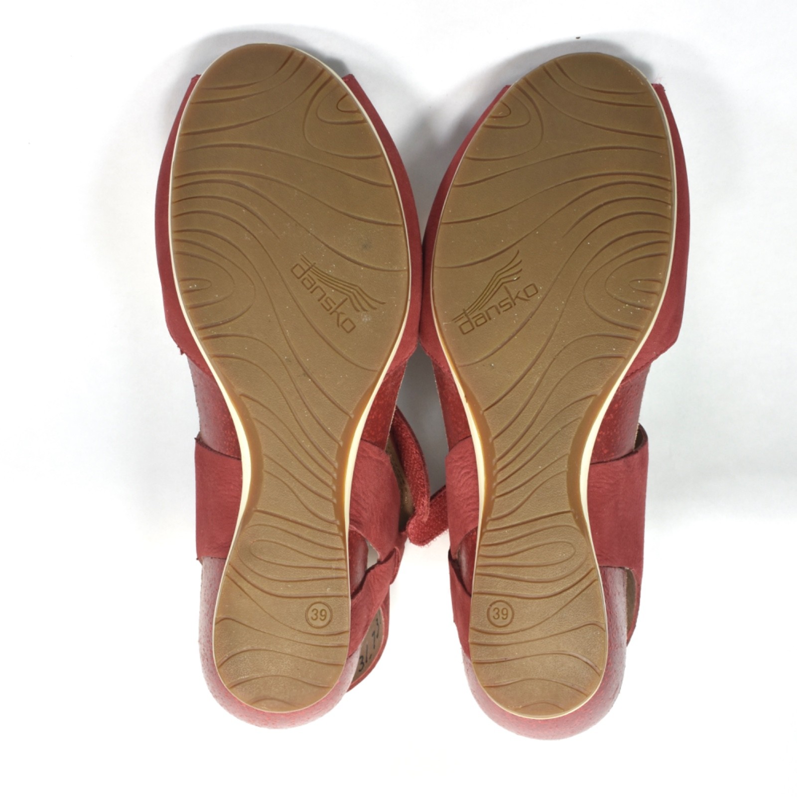 DANSKO MATTE RED WEDGE ANKLE STRAP SANDALS COMFORT SHOES WMN SZ EU 39, US 8.5-9