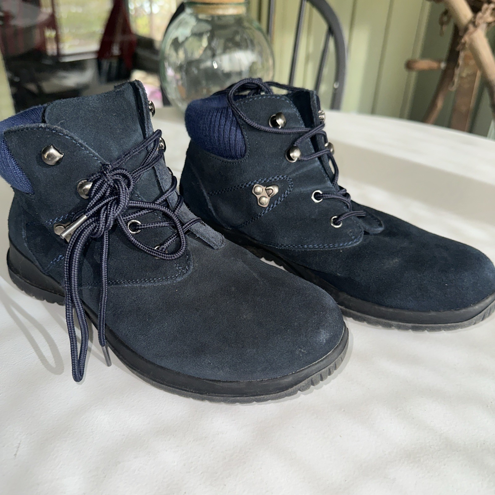 Wanderlust Blue Suede Ankle Hiking Snow Ladies Boots 8.5