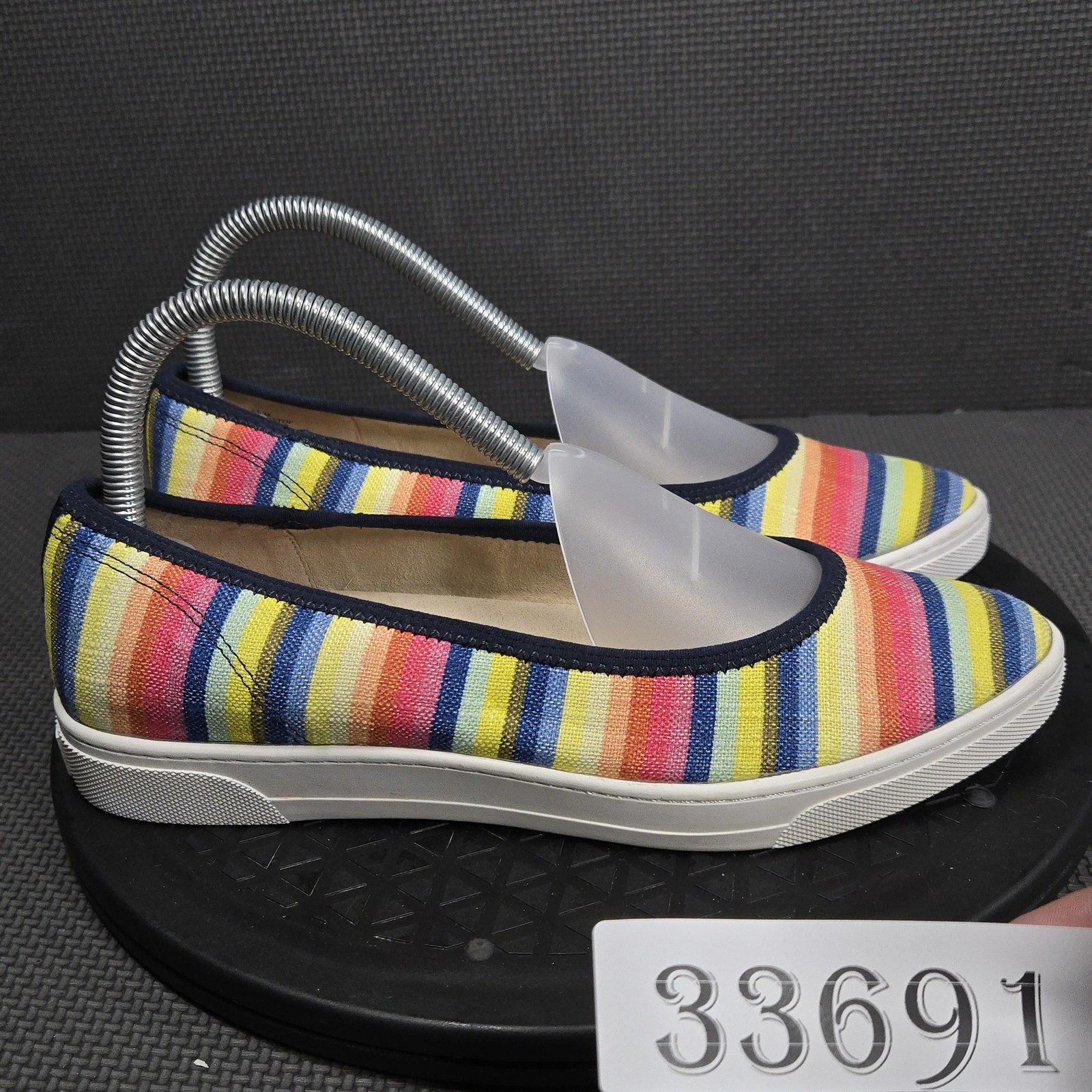 Anne Klein AK Sport Shoes Womens Size 7.5 Rainbow Striped Slip On Flats Comfort