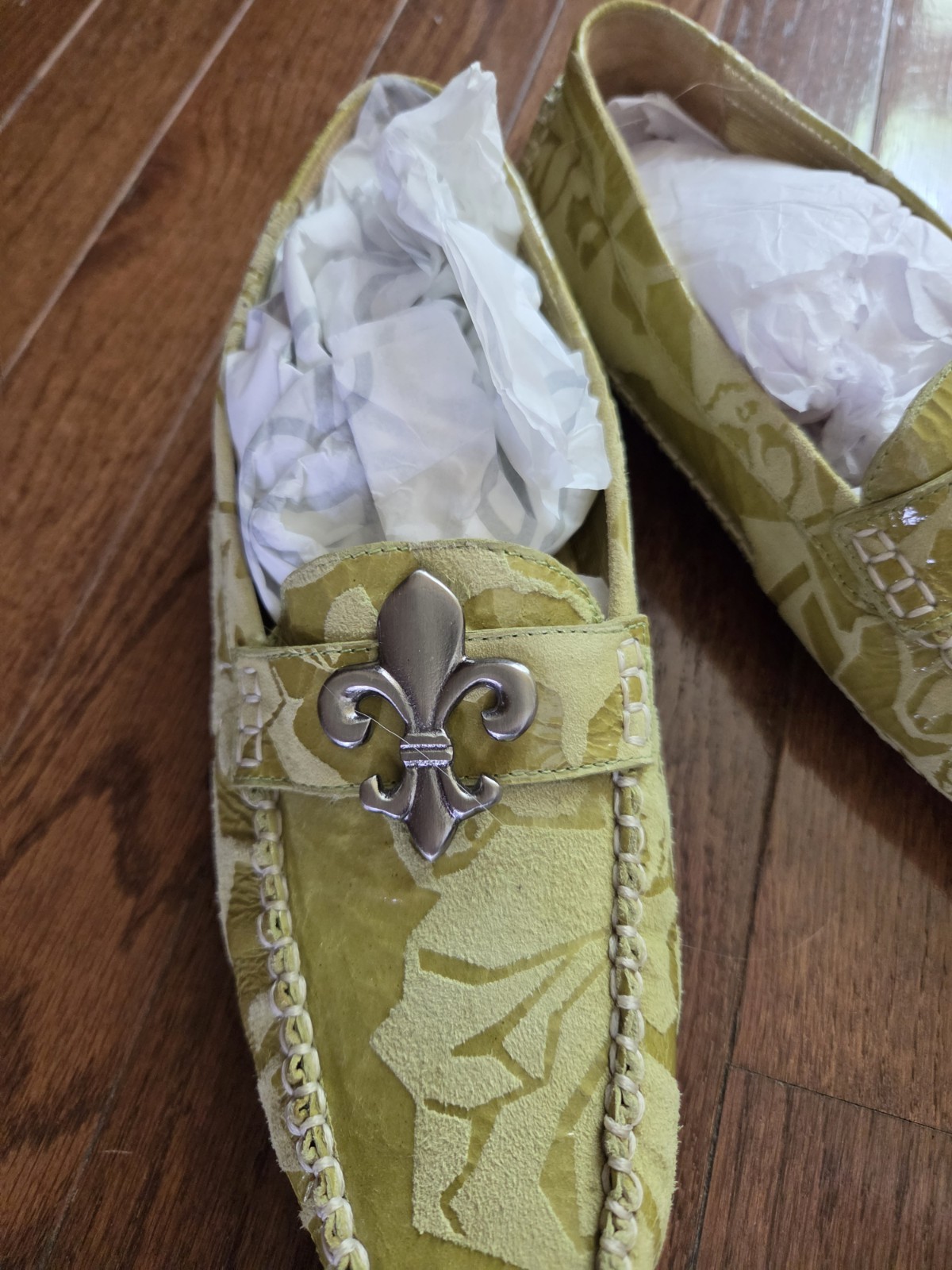 Bridget Schuster Green Suede Driving Moccasins LoafersFleur de Lis Shoes Size8.5