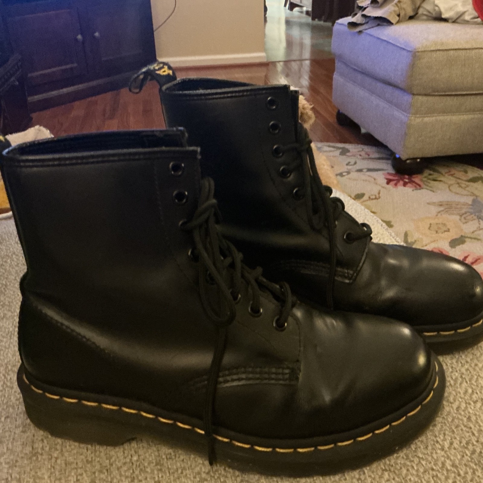 Dr. Martens 1460 Unisex Original Smooth Leather Lace Up Boots – Black, Size 8 US