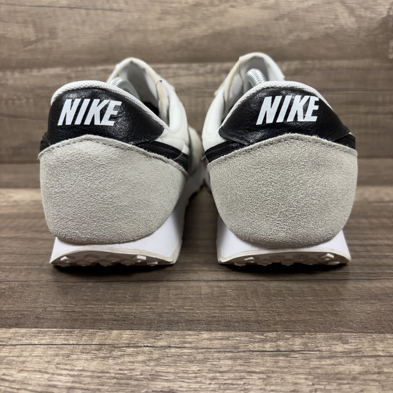 Nike Daybreak White Gray Womens US Size 8.5 EUR 40 CK2351-111 Running Shoes