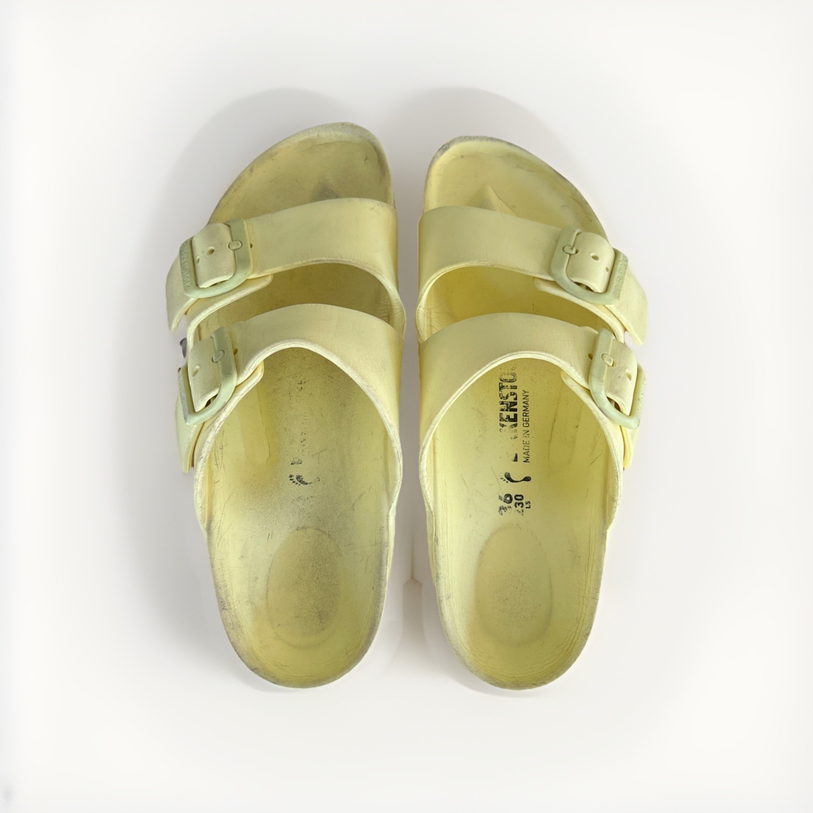 Birkenstock Slides Women’s Size 36/US 5 Arizona EVA Foam Slip On Sandals Yellow